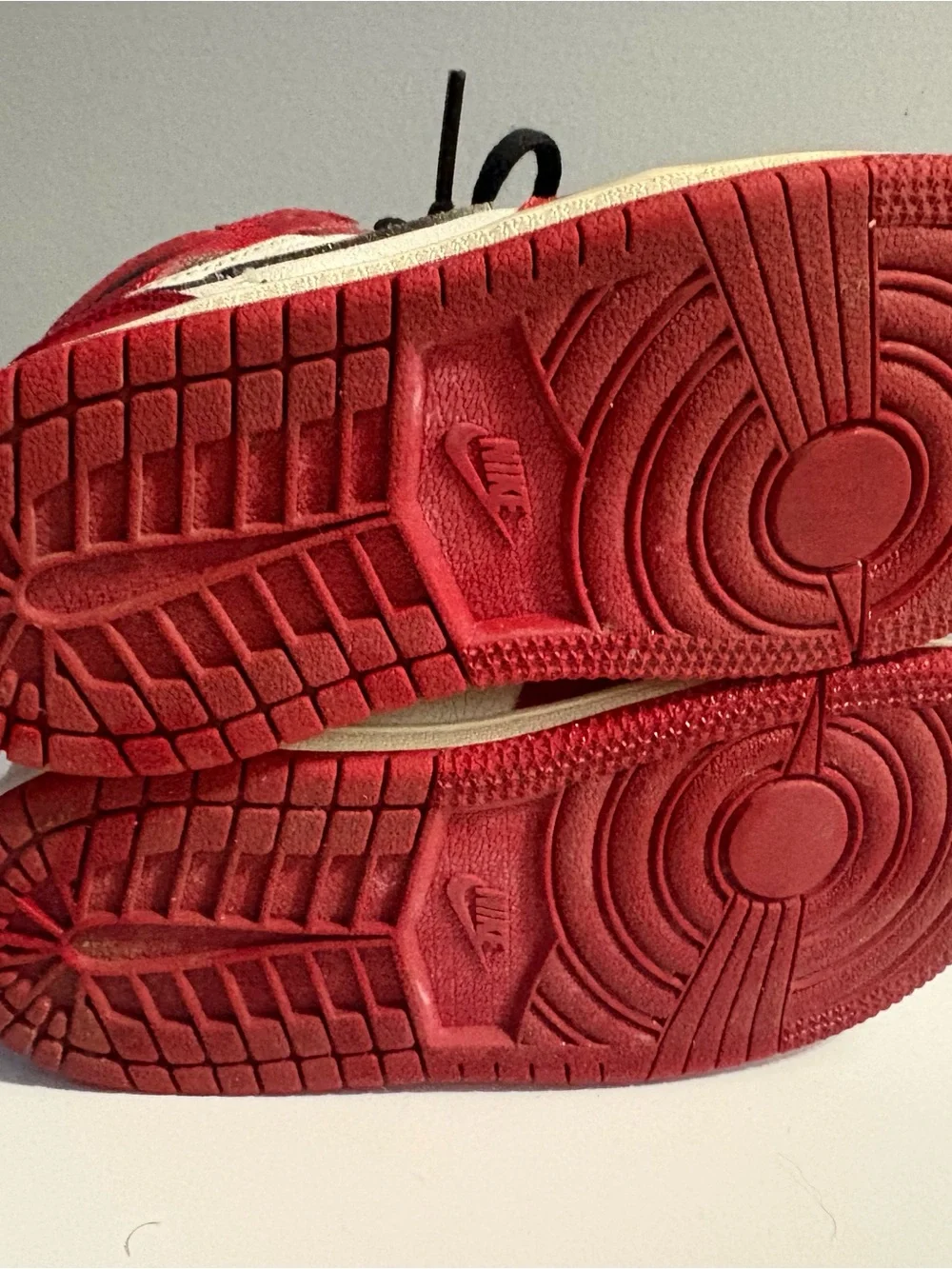 Nike Air Jordan 1 Retro High “Lost and Found” OG Toddler  10C